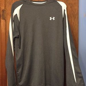 Under armour long sleeve shirt.